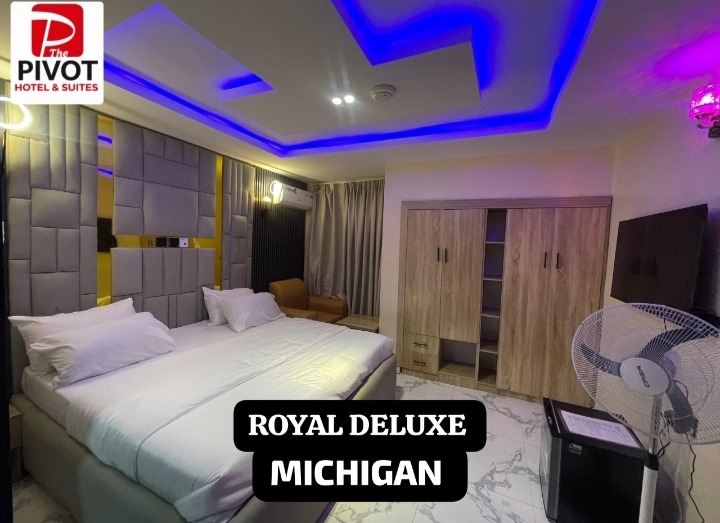 Royal Deluxe